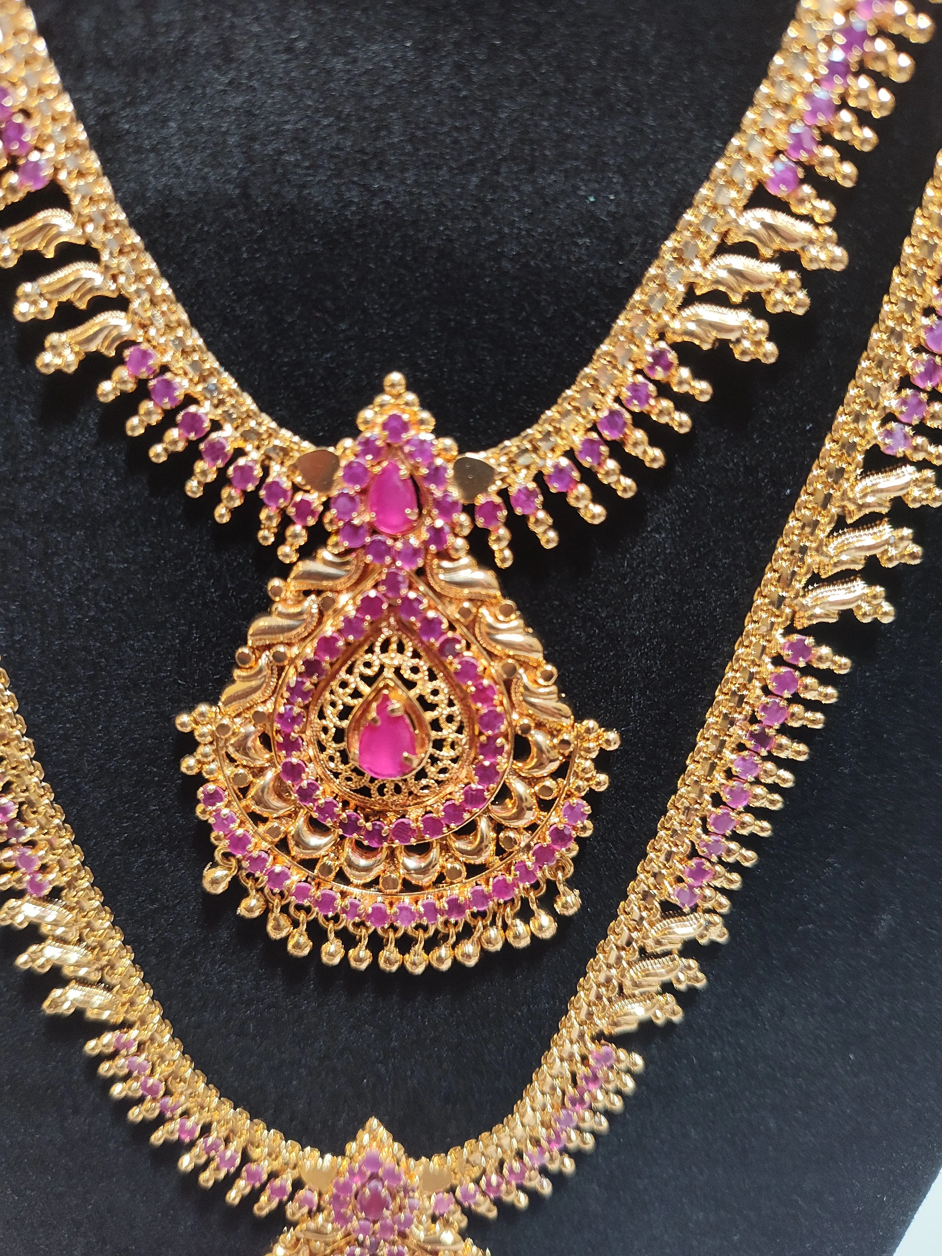 Beautiful Long And Short Multi Color Necklace With Beautiful Design