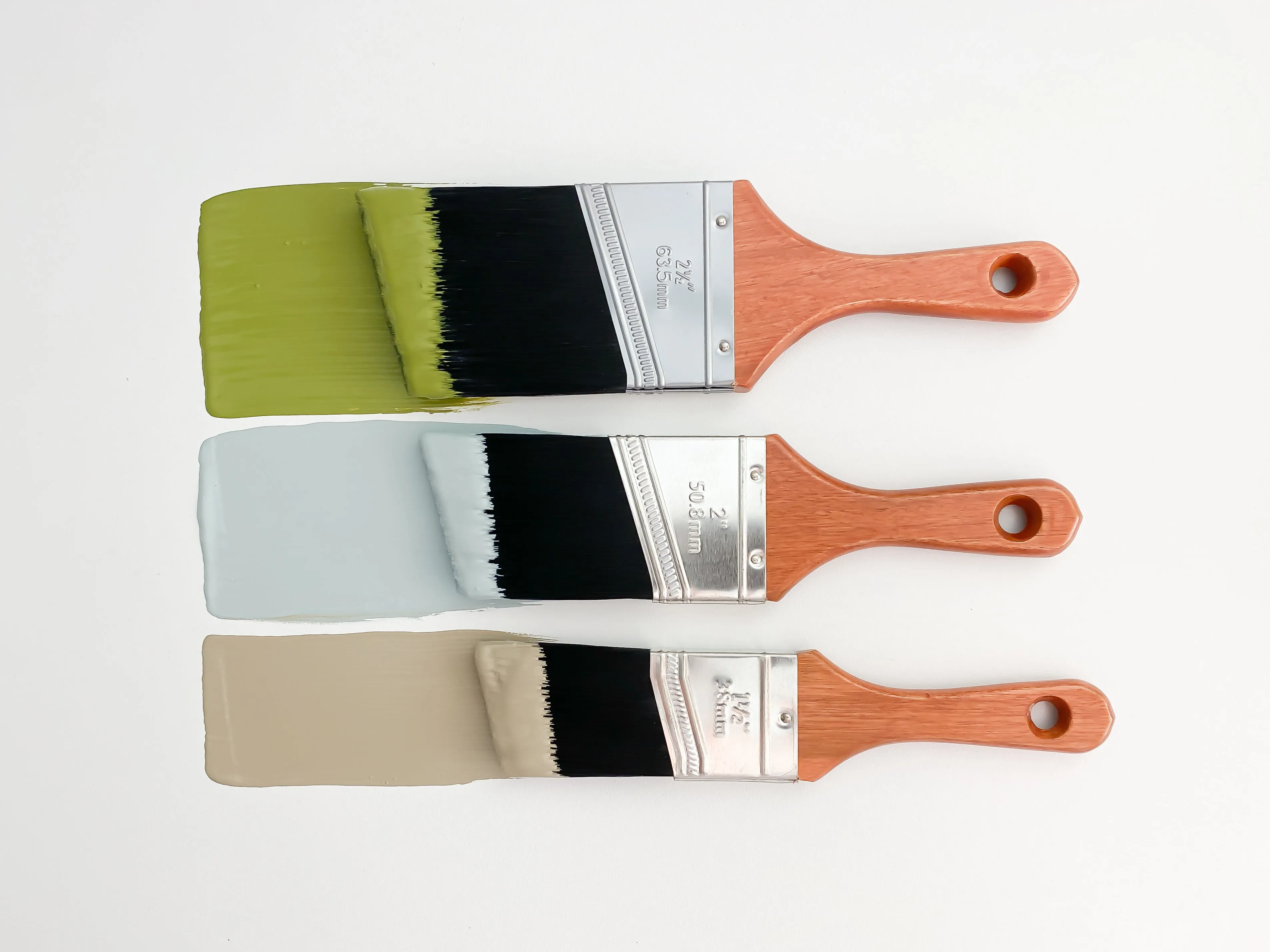 Short Handle Paint Brush - Chalk Style Synthetic Bristle Brush for Smooth Application with Water-Based Paint